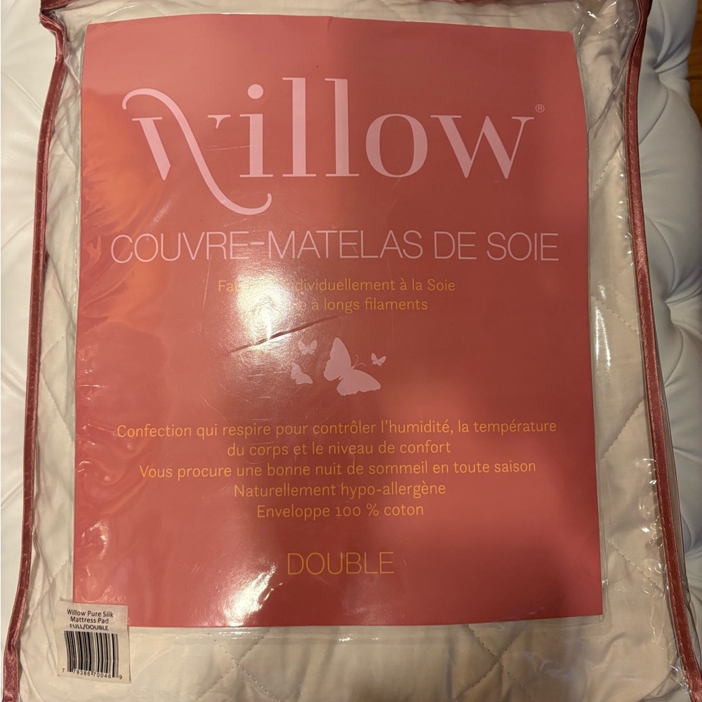 NEW Willow White Mattress Cover Silk Full Double Size